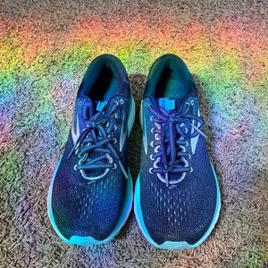 Brooks Womens Ghost 11 Teal & Navy Running Sneakers size 9